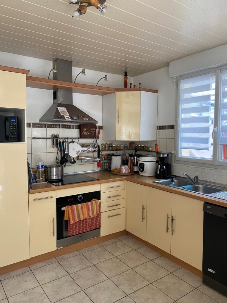 Mcb Agencement Interieur A Fougeres Pres De Rennes 8a89e9a3 B0d3 48d8 A2e7 81f7aeef6f74 1